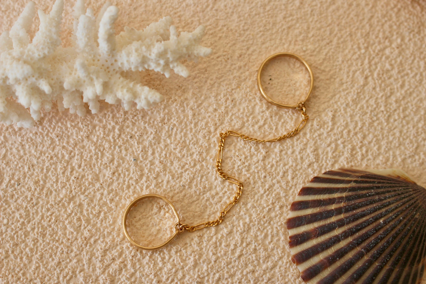 Azura Finger Ring Chain