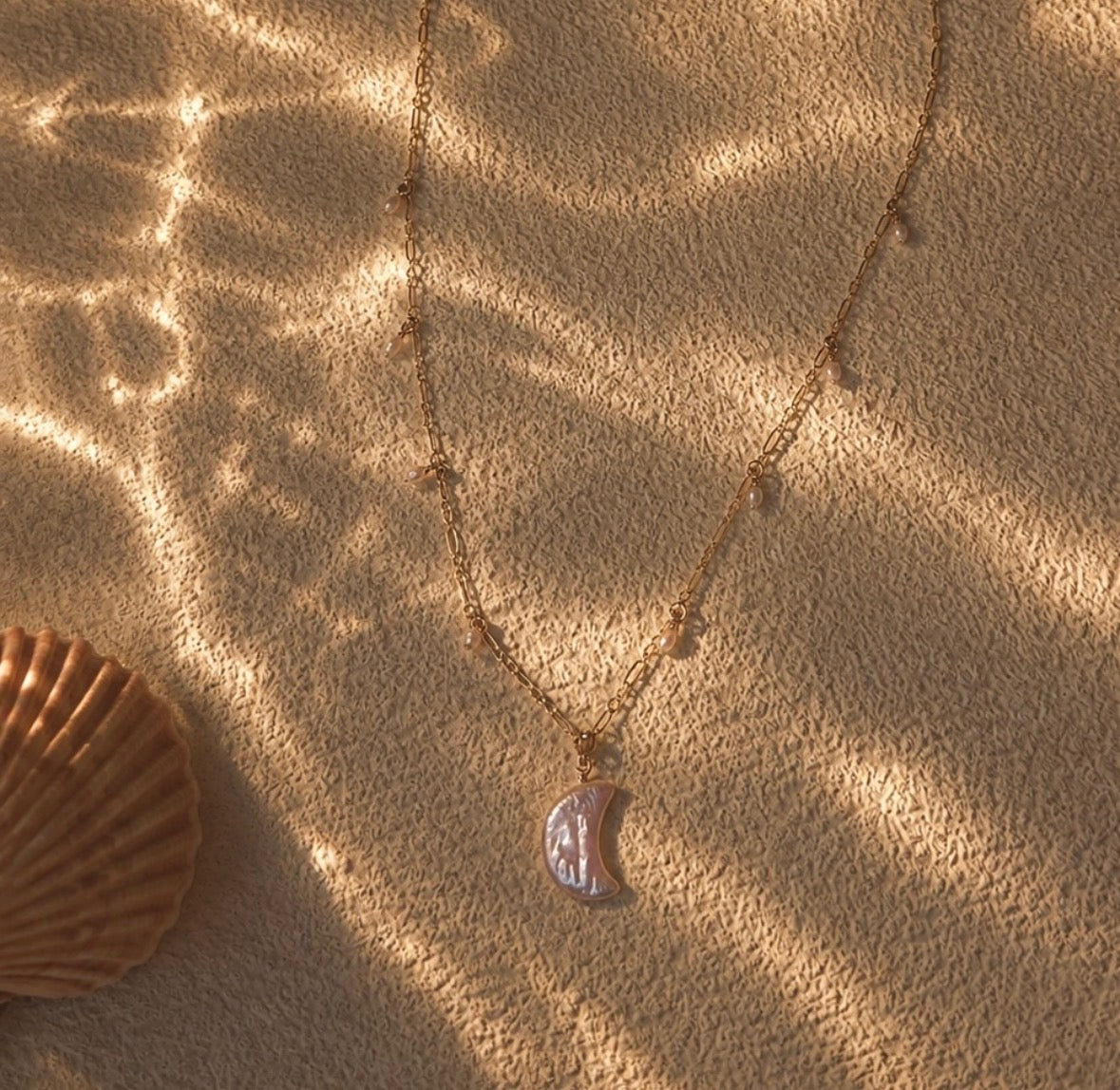 Cait Necklace 001
