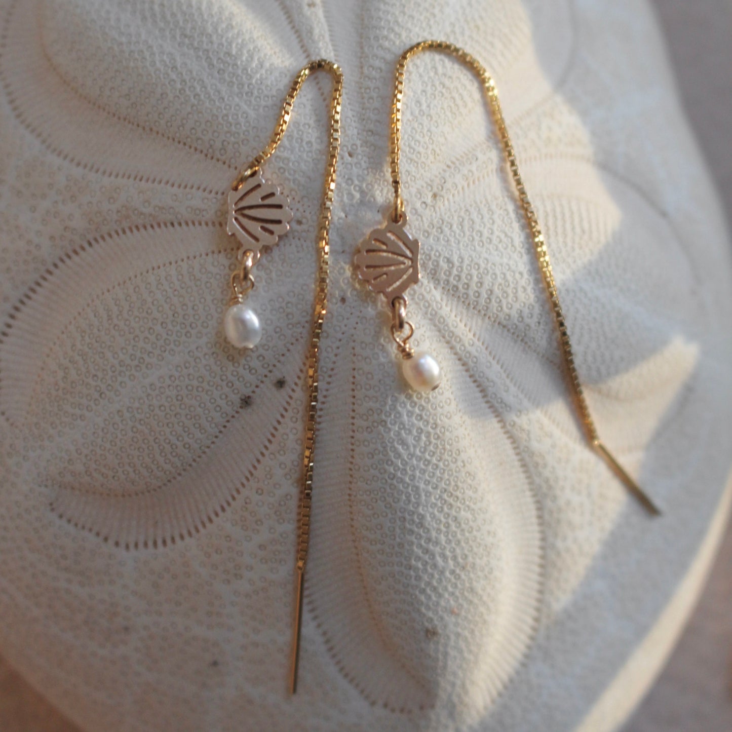 Venus Shell Pearl Threader Earring