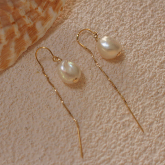 Sirena Pearl Threader Earring