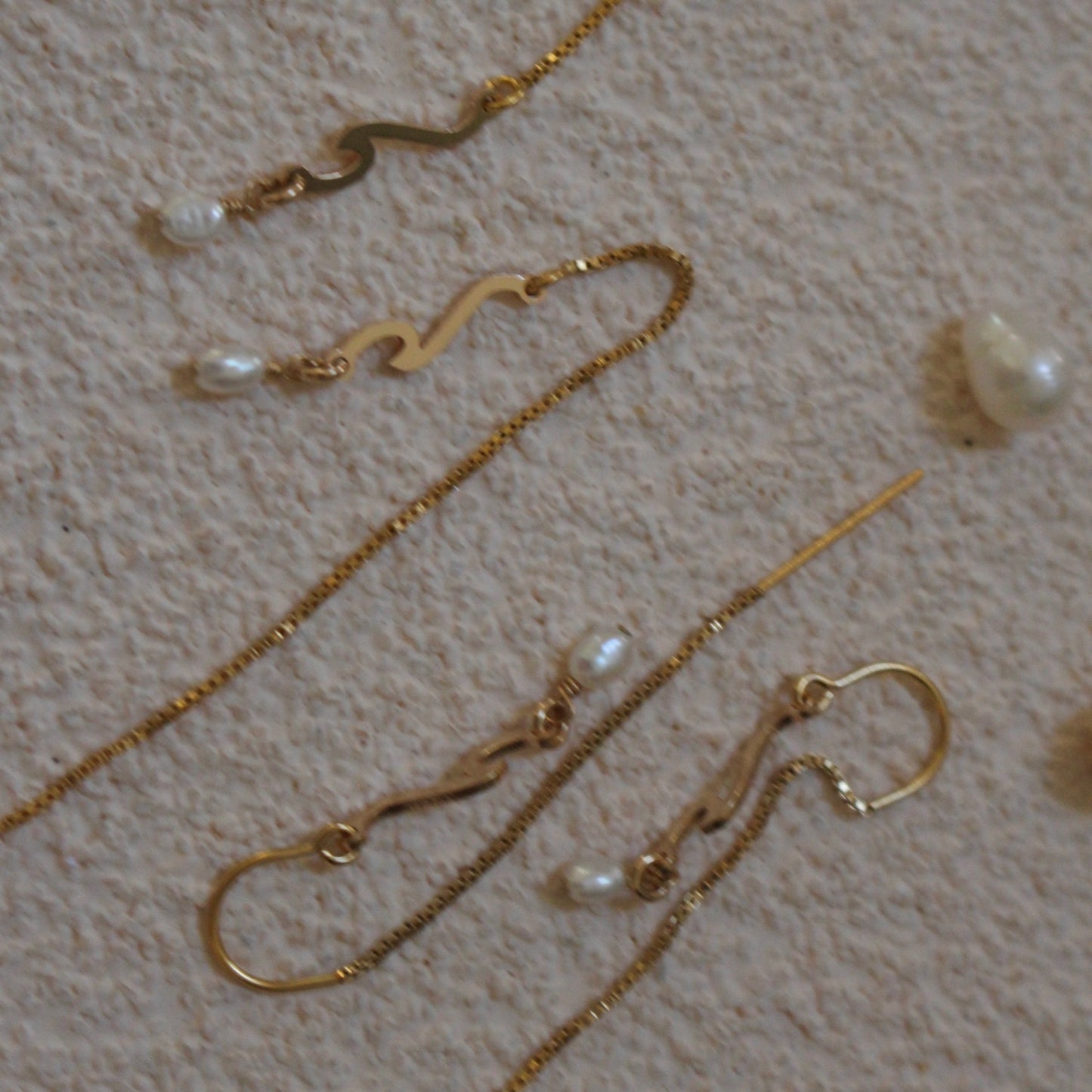 Olita Pearl Threader Earring