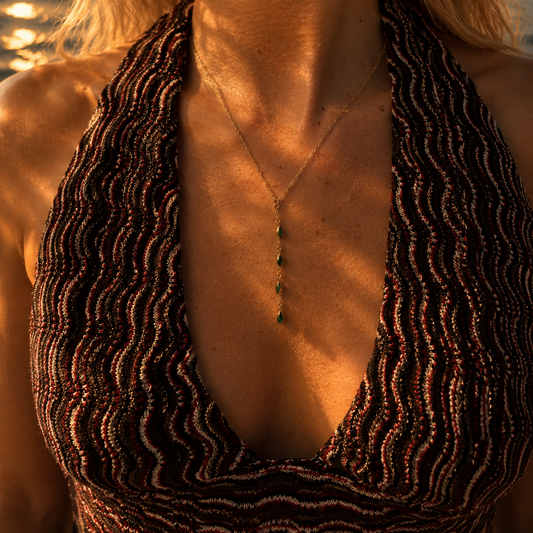Lila Necklace 001
